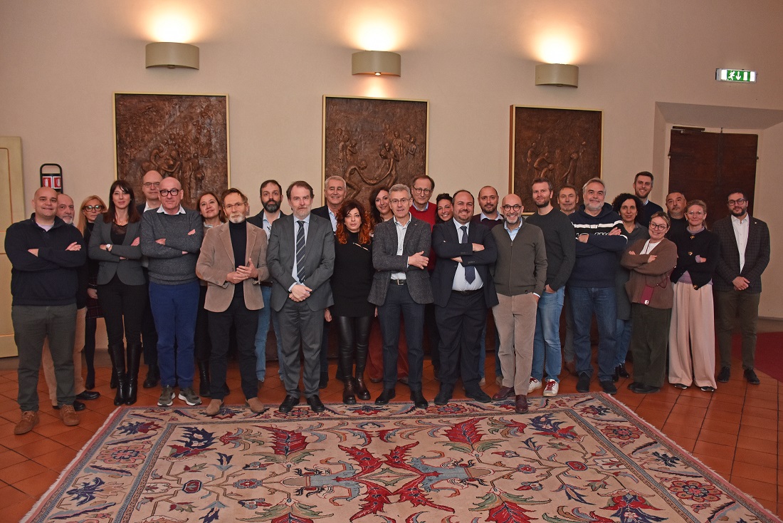 foto di gruppo coordinatori gruppi interaziendali